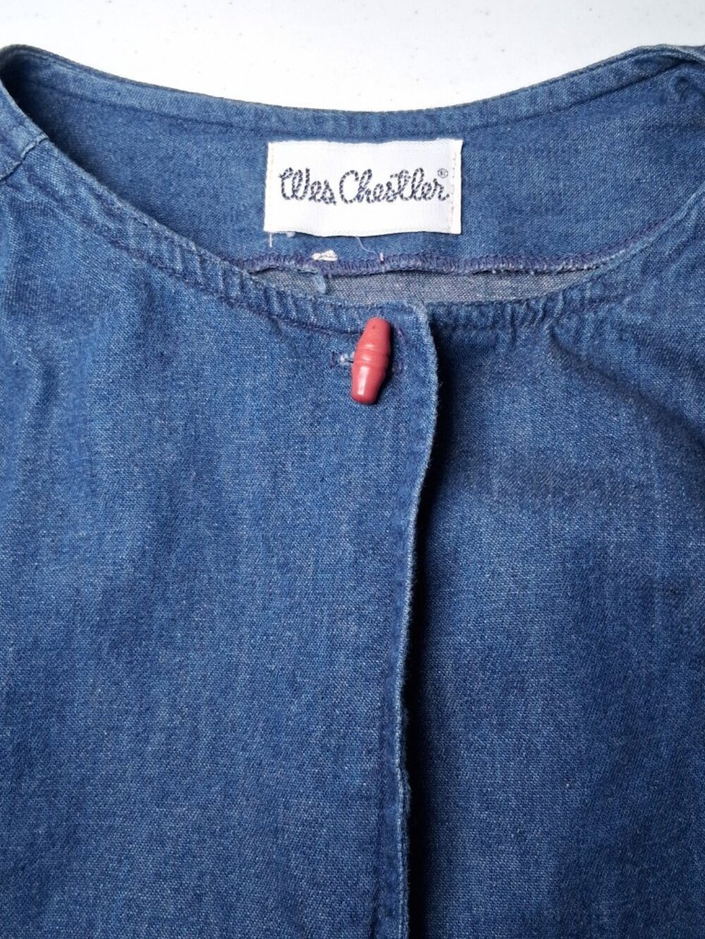 Hot Air Balloon Over Village Cross Stitch Chambray Shirt Large Blue Open Front - Picture 7 of 16
